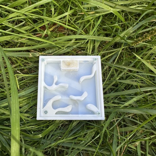 Przejdź do produktu Gniazdo z druku 3D 7x7cm